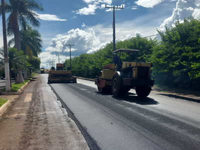 Obra 14 - Recapeamento Asfáltico em CBUQ em 32.990,40 m² de Área